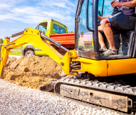 Patente per miniescavatori: obblighi e normativa Patente per miniescavatori: obblighi e normativa